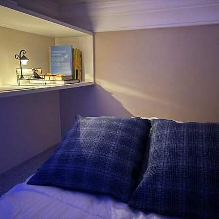 Dubai Creek Hostel Exterior photo